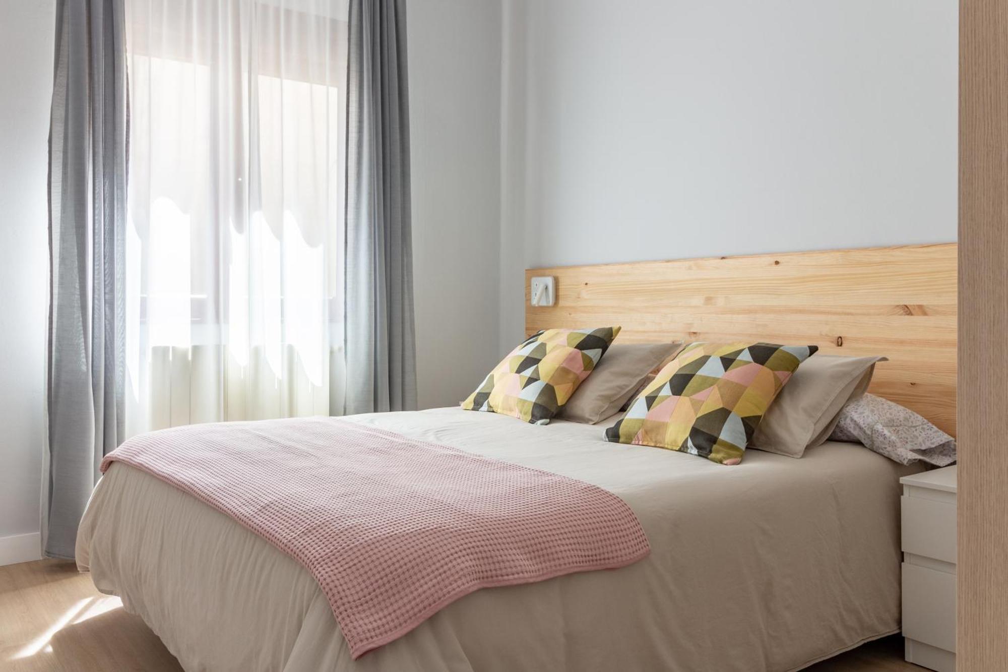 Ah Apartamento Urban Lena Vut6048As ポラ・デ・レナ エクステリア 写真