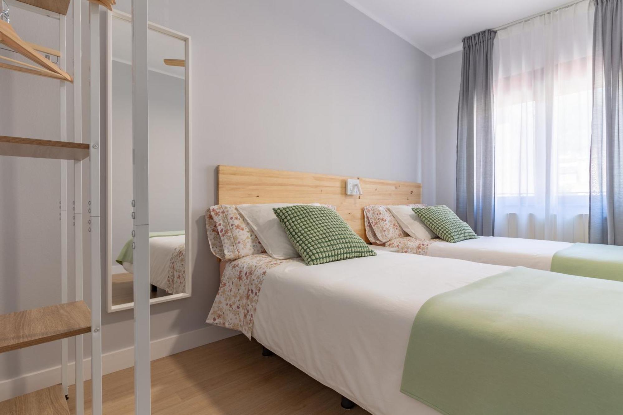 Ah Apartamento Urban Lena Vut6048As ポラ・デ・レナ エクステリア 写真