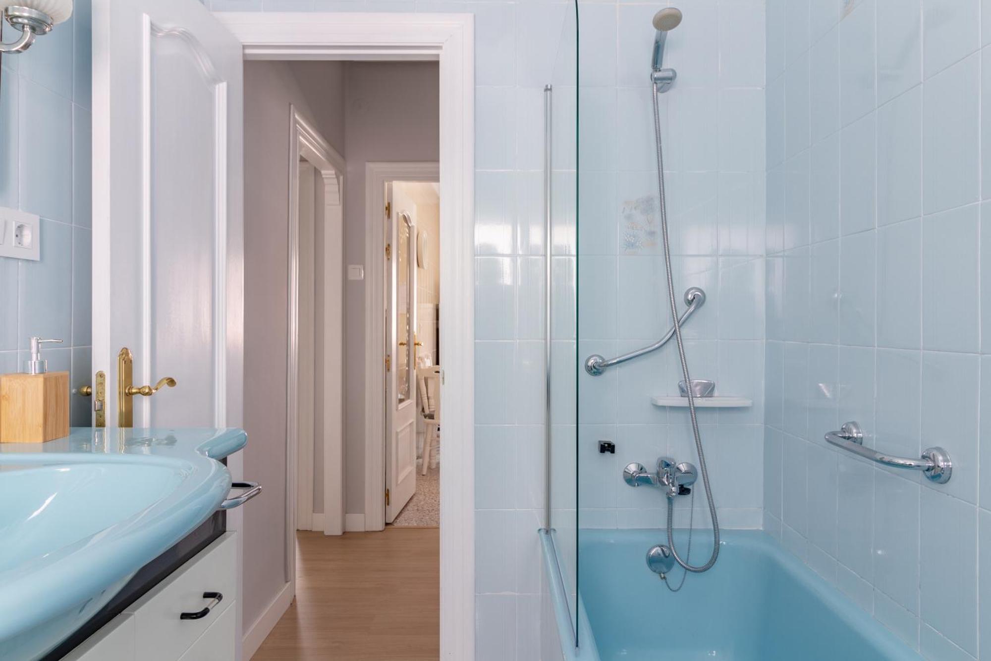 Ah Apartamento Urban Lena Vut6048As ポラ・デ・レナ エクステリア 写真