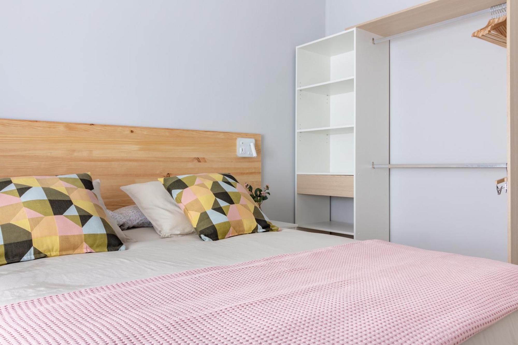 Ah Apartamento Urban Lena Vut6048As ポラ・デ・レナ エクステリア 写真