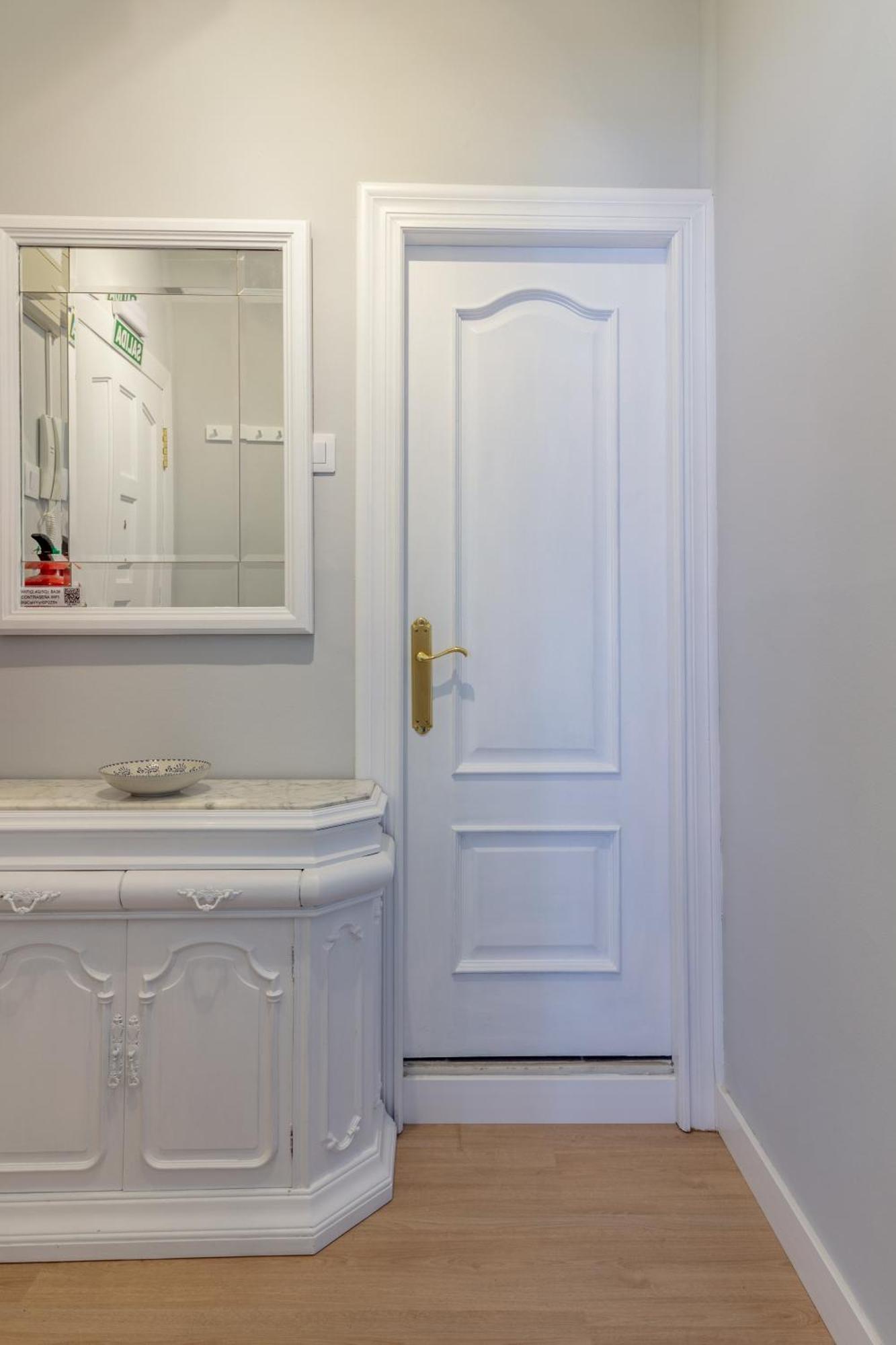 Ah Apartamento Urban Lena Vut6048As ポラ・デ・レナ エクステリア 写真